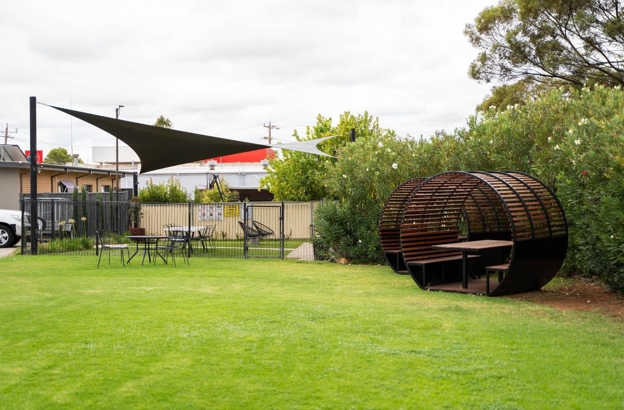 Robinvale Bridge Motel Extérieur photo