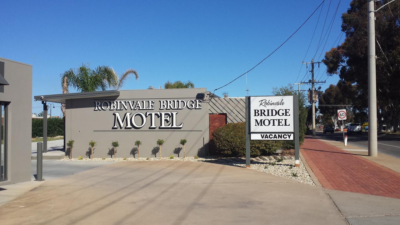 Robinvale Bridge Motel Extérieur photo